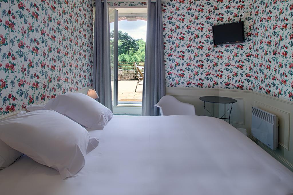 Hotel De Charme Les Mimosas Pont-Aven Ruang foto